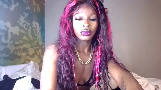 lovergirll555 online show from May 2026 02:25:01 PM