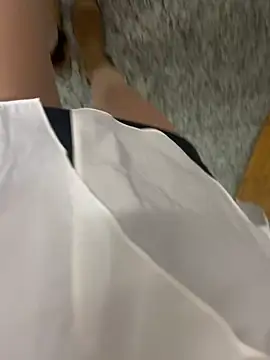 xiaoyuan01 online show from October 2025 06:59:01 AM