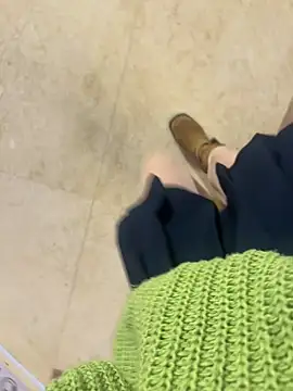 xiaoyuan01 online show from November 2025 01:37:01 AM