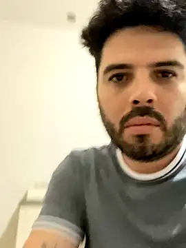 Snapshot of uto857 chatting on November 2025 10:41:02 PM uto857 online show from November 2025 10:41:02 PM