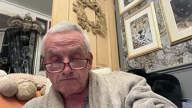 poggles online show from February 2026 08:38:02 PM