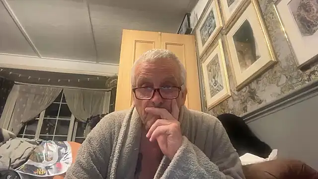 poggles online show from July 2026 09:11:01 PM