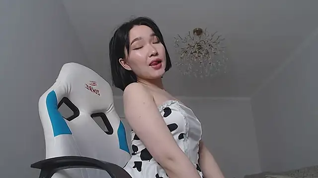 scamelia online show from March 2026 06:51:02 AM