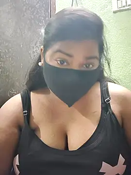 Snapshot of Liyaa_24 chatting on February 2026 04:26:01 PM Liyaa 24 online show from February 2026 04:26:01 PM