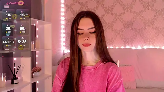 HolyMiax online show from September 2025 03:08:01 AM