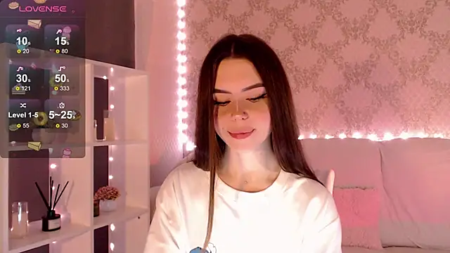 HolyMiax online show from September 2025 03:33:02 AM