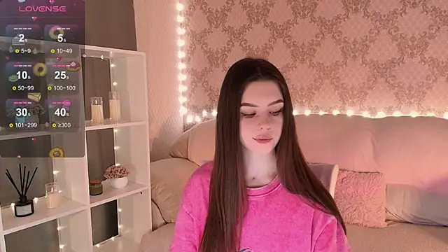 HolyMiax online show from April 2026 03:48:02 AM