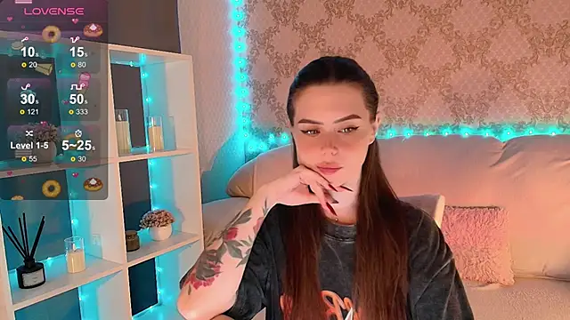 Snapshot of HolyMiax chatting on June 2026 04:10:02 AM HolyMiax online show from June 2026 04:10:02 AM