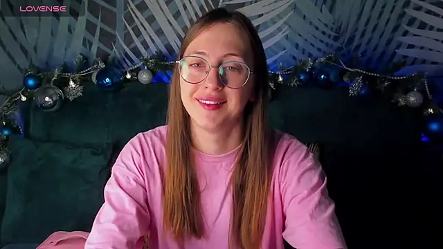 ChristyCrayme online show from December 2025 10:17:02 PM