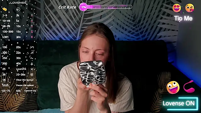 ChristyCrayme online show from May 2026 10:14:02 PM
