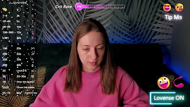 ChristyCrayme online show from May 2026 10:04:02 PM