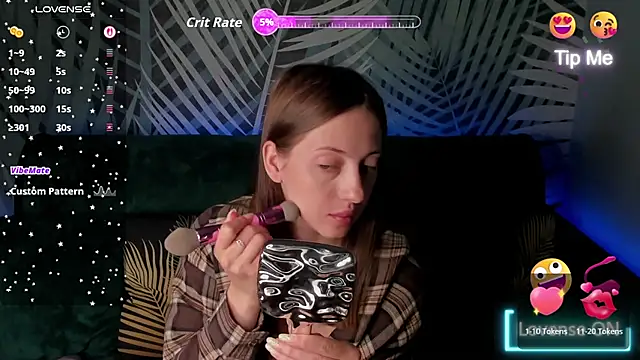 ChristyCrayme online show from May 2026 10:08:02 PM