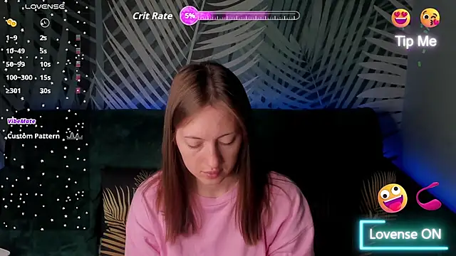 ChristyCrayme online show from June 2026 10:04:01 PM