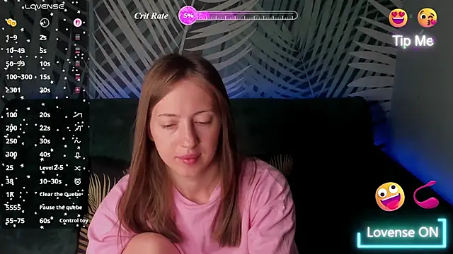 ChristyCrayme online show from June 2026 10:15:01 PM