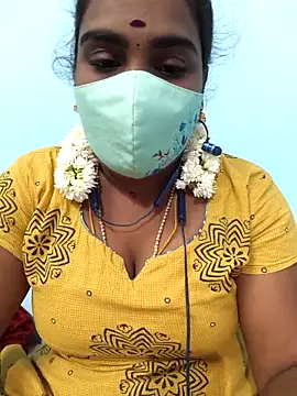 Snapshot of Tamil_riyalini12 chatting on September 2025 02:51:01 PM Tamil riyalini12 online show from September 2025 02:51:01 PM