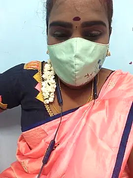 Snapshot of Tamil_riyalini12 chatting on October 2025 04:15:02 PM Tamil riyalini12 online show from October 2025 04:15:02 PM