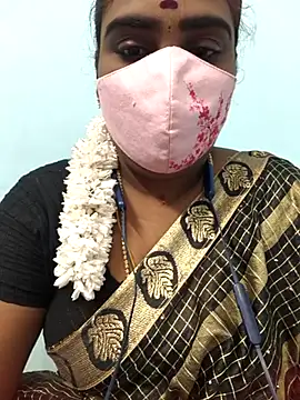 Snapshot of Tamil_riyalini12 chatting on October 2025 06:21:01 PM Tamil riyalini12 online show from October 2025 06:21:01 PM