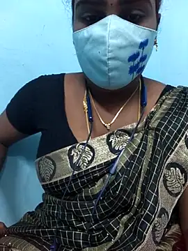 Snapshot of Tamil_riyalini12 chatting on October 2025 06:28:02 PM Tamil riyalini12 online show from October 2025 06:28:02 PM