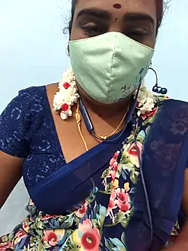 Snapshot of Tamil_riyalini12 chatting on October 2025 07:27:01 AM Tamil riyalini12 online show from October 2025 07:27:01 AM