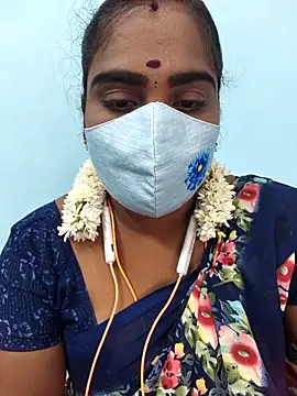 Snapshot of Tamil_riyalini12 chatting on October 2025 04:14:01 AM Tamil riyalini12 online show from October 2025 04:14:01 AM