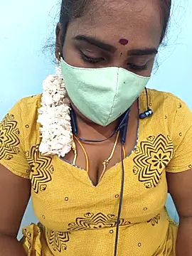 Snapshot of Tamil_riyalini12 chatting on November 2025 05:01:02 AM Tamil riyalini12 online show from November 2025 05:01:02 AM