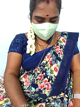 Snapshot of Tamil_riyalini12 chatting on November 2025 05:22:01 PM Tamil riyalini12 online show from November 2025 05:22:01 PM