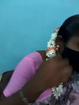 Snapshot of Tamil_riyalini12 chatting on February 2026 11:00:01 AM Tamil riyalini12 online show from February 2026 11:00:01 AM