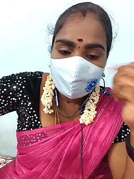 Snapshot of Tamil_riyalini12 chatting on February 2026 05:11:01 PM Tamil riyalini12 online show from February 2026 05:11:01 PM