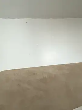 Snapshot of Lil-shawrie chatting on January 2026 07:21:01 AM Lil-shawrie online show from January 2026 07:21:01 AM