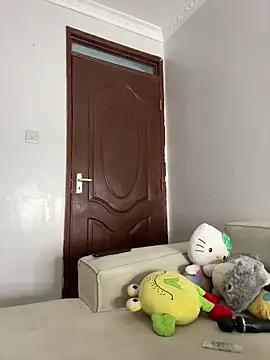 Snapshot of Lil-shawrie chatting on February 2026 11:04:02 AM Lil-shawrie online show from February 2026 11:04:02 AM