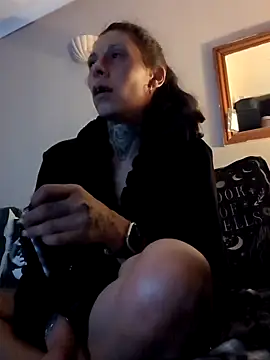 DarkAngelz1 online show from May 2026 10:28:02 PM