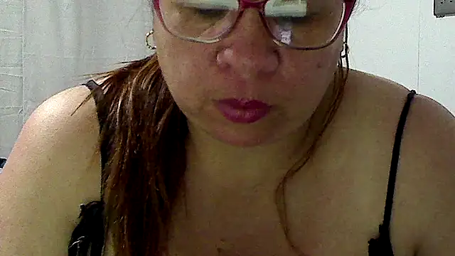 Snapshot of luciana69hot chatting on May 2026 11:12:01 PM luciana69hot online show from May 2026 11:12:01 PM