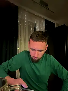 Snapshot of toolboj chatting on November 2025 11:48:02 PM toolboj online show from November 2025 11:48:02 PM