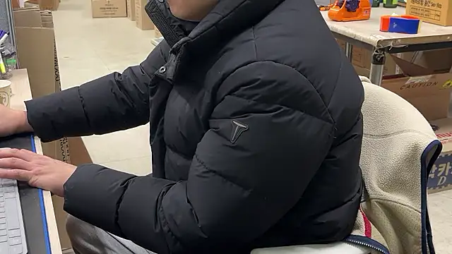 suwonsub online show from February 2026 11:39:02 PM