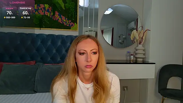SiennaPierce online show from May 2026 11:28:01 AM