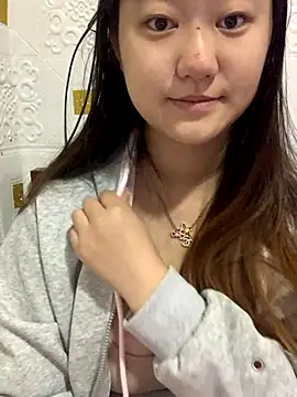 Snapshot of xialuo25 chatting on October 2025 12:33:02 AM xialuo25 online show from October 2025 12:33:02 AM