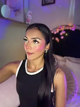 im-isabella online show from May 2026 07:09:02 PM