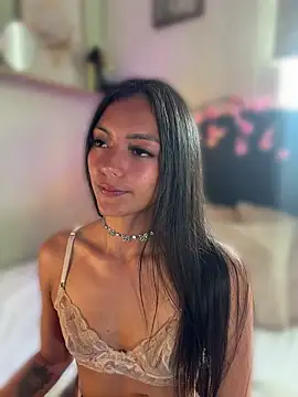 im-isabella online show from June 2026 04:22:01 PM
