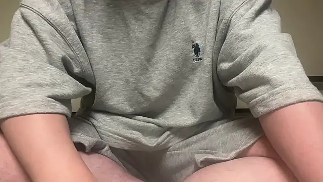 Yuta20002 online show from November 2025 05:02:01 PM