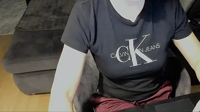 Horny mommy online show from March 2026 07:08:02 PM