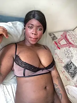 Alexia 24 online show from November 2025 04:17:01 PM