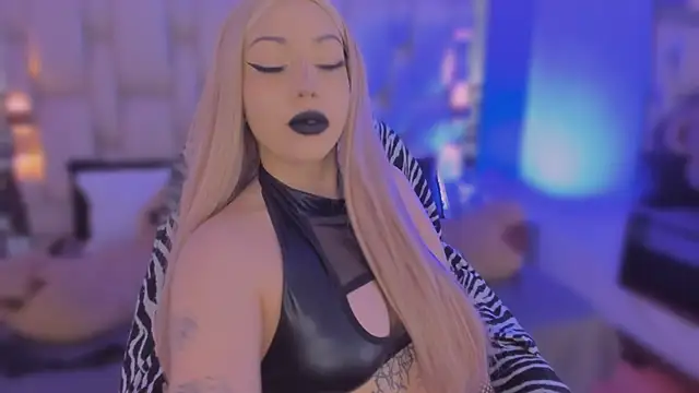 Snapshot of revenmiller_ chatting on February 2026 08:09:02 PM revenmiller online show from February 2026 08:09:02 PM