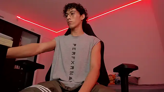 velvet skyn online show from October 2025 04:10:02 AM