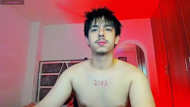 Maximo Miller online show from July 2026 09:34:01 PM