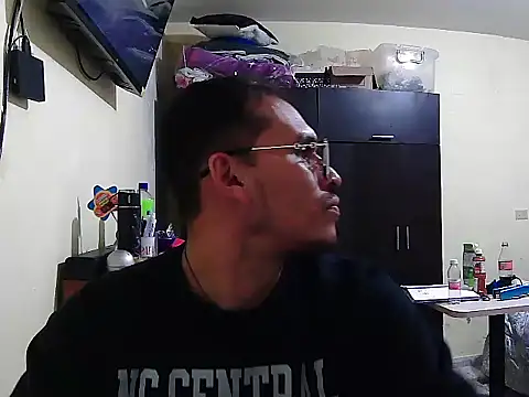 DOBLEWYOSK69G online show from October 2025 05:50:02 AM