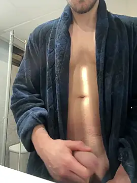 villano69  online show from April 2026 11:05:02 PM