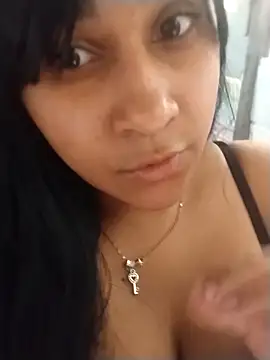 Snapshot of srtsara chatting on December 2025 12:23:02 PM srtsara online show from December 2025 12:23:02 PM