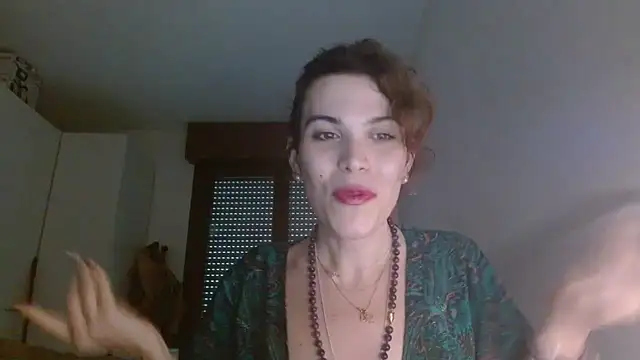 Snapshot of refem9 chatting on November 2025 06:01:01 AM refem9 online show from November 2025 06:01:01 AM