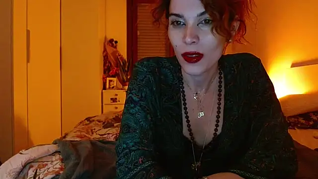 Snapshot of refem9 chatting on November 2025 09:40:01 PM refem9 online show from November 2025 09:40:01 PM