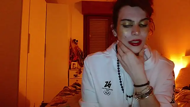 Snapshot of refem9 chatting on December 2025 05:29:01 PM refem9 online show from December 2025 05:29:01 PM